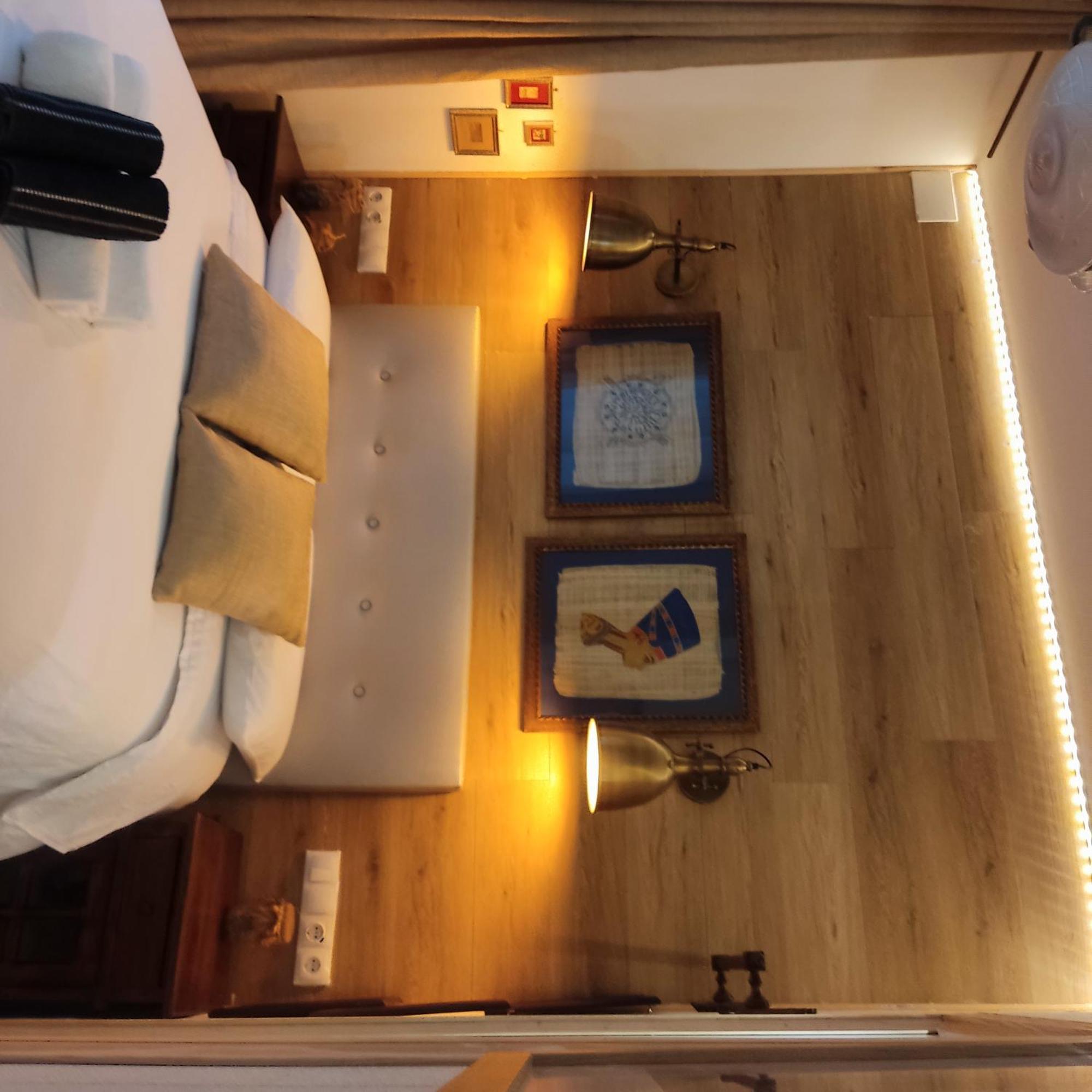 Studio Or Rooms With Private Bathroom Or Rooms With Shared Bathroom Barcelona Eksteriør billede