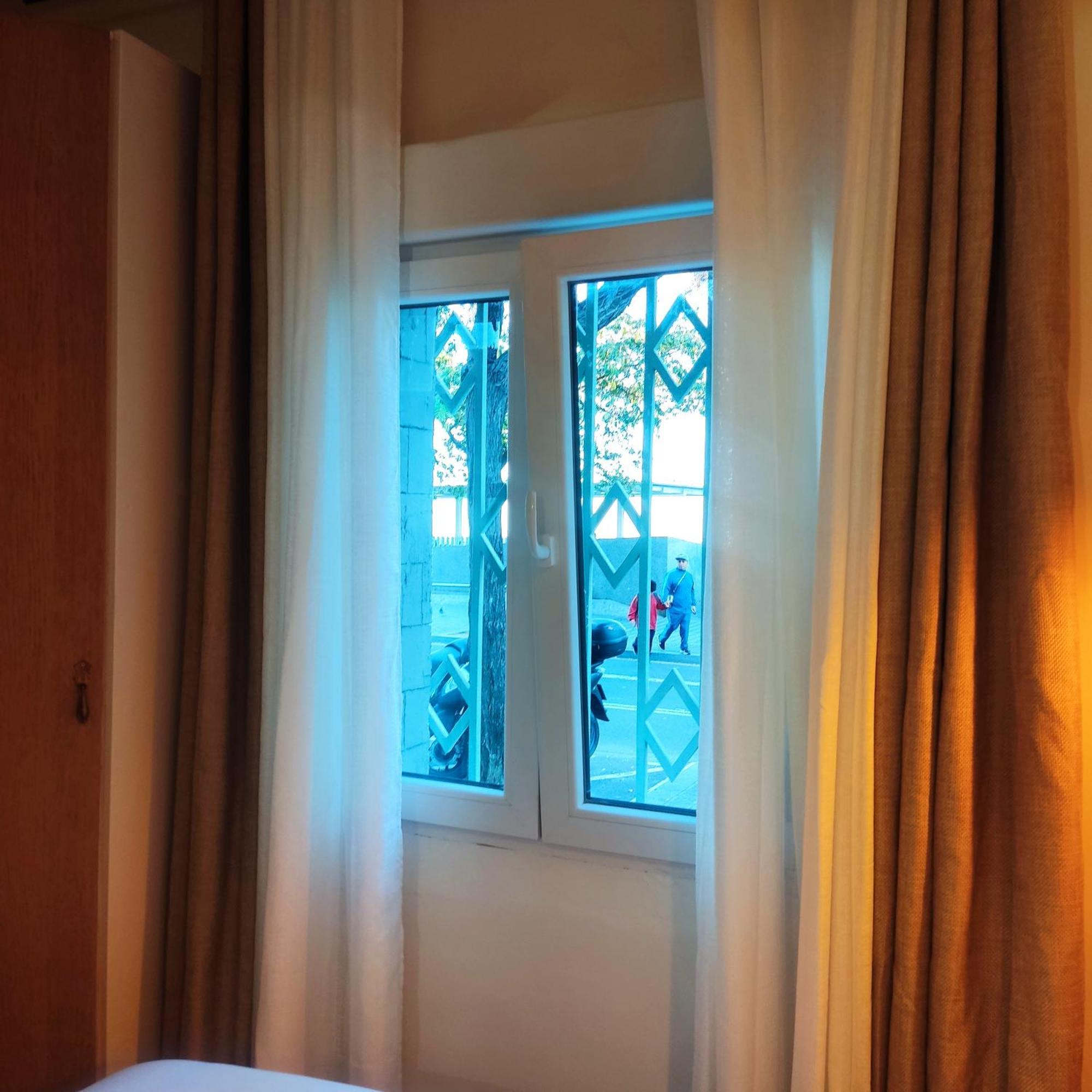 Studio Or Rooms With Private Bathroom Or Rooms With Shared Bathroom Barcelona Eksteriør billede