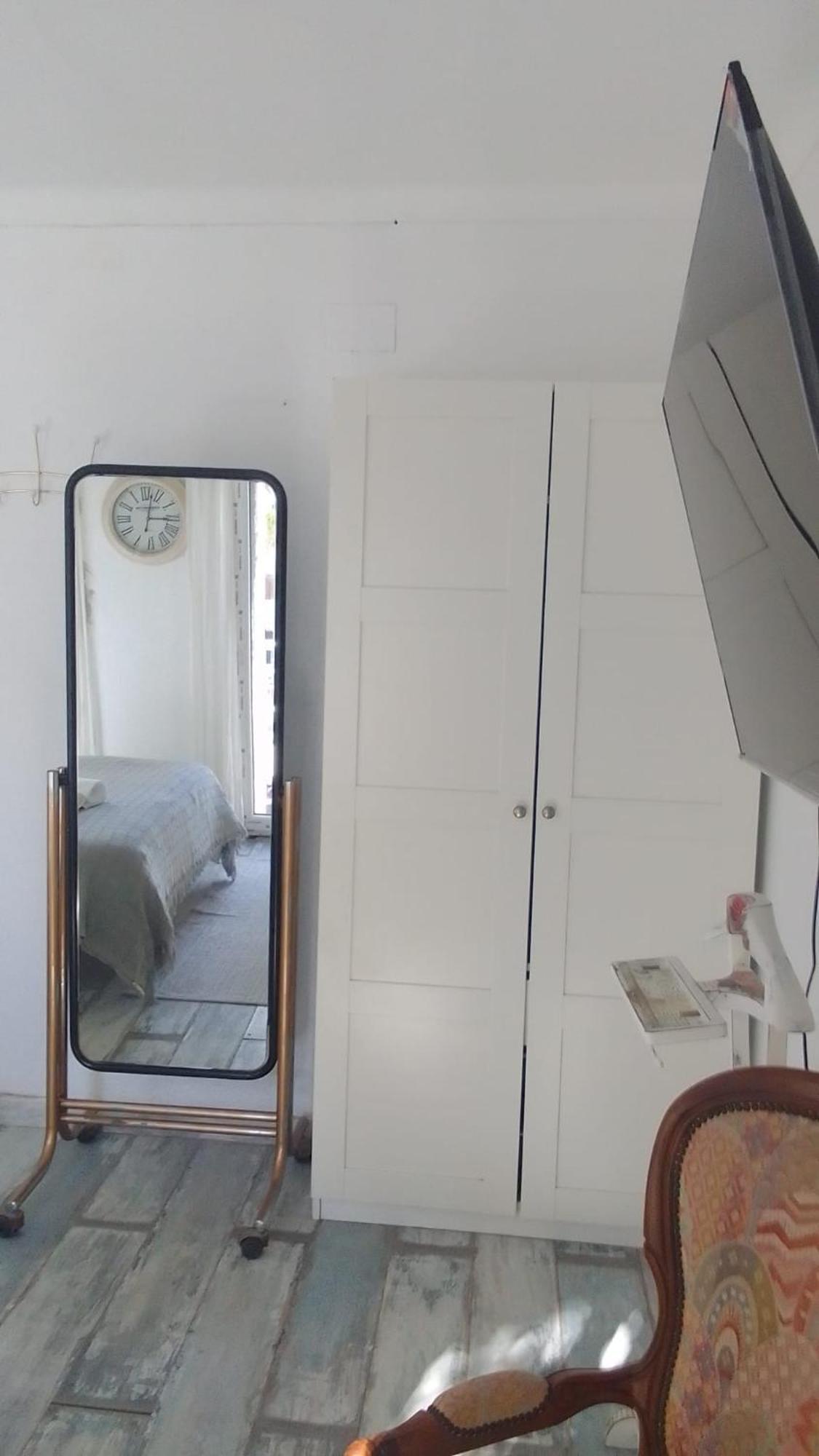Studio Or Rooms With Private Bathroom Or Rooms With Shared Bathroom Barcelona Eksteriør billede
